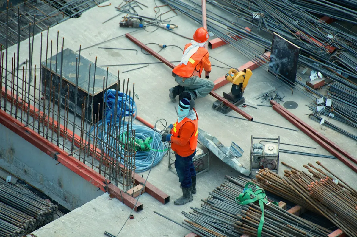 Site crew working over a concrete deck